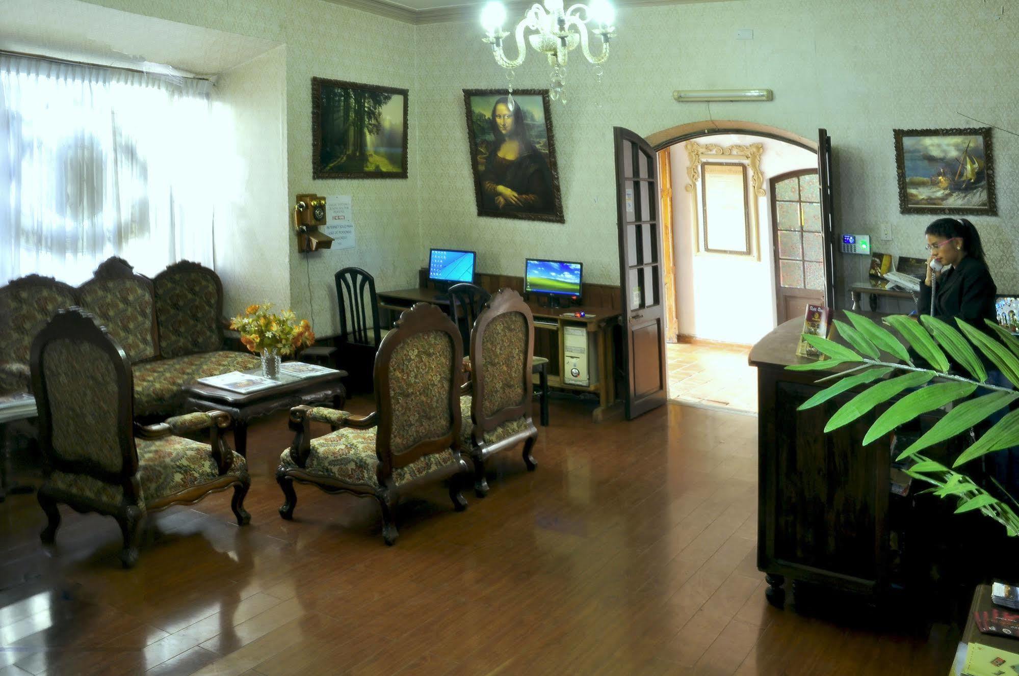 Hostal Sucre Exterior foto